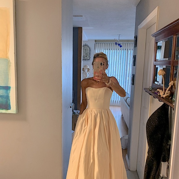 Betsy Adams High Low Ballgown dress size 2 - Picture 2 of 2